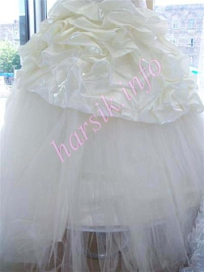 Wedding dress 395540586